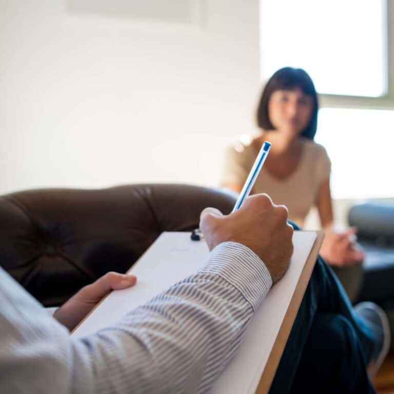 Dual Diagnosis Treatment for ARFID Therapy Session with Psychologist
